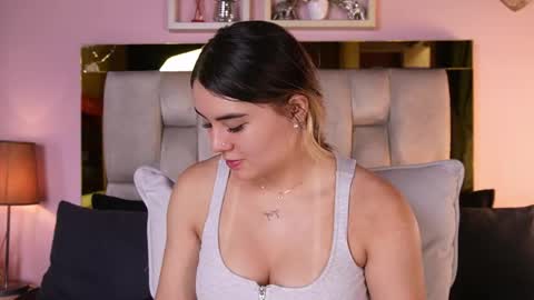 Isabella online show from May 16, 12:04 pm