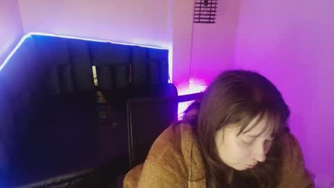 Emily  online show from November 25, 11:10 am