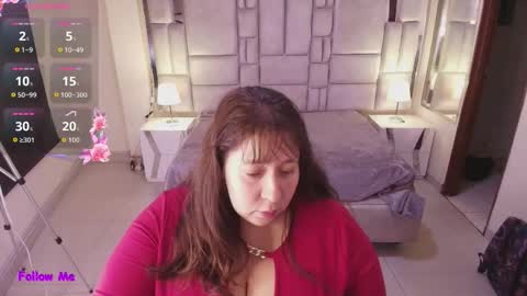 Emily  online show from February 5, 11:26 am