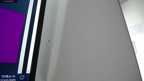 Emma online show from February 27, 5:36 pm