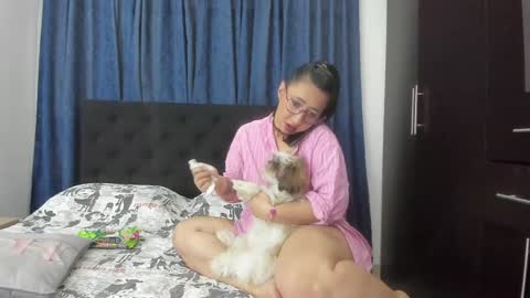 Snapshot of _emma_loyd_ chatting on January 3, 7:07 pm Emma online show from January 3, 7:07 pm