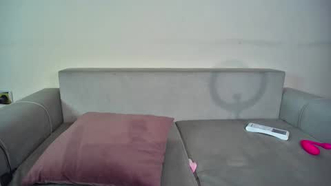 Emma Sugar online show from September 30, 10:48 pm