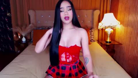 _empressvalerie_ online show from November 17, 3:12 am