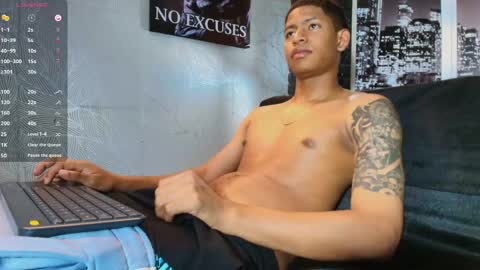 _erick_j online show from May 13, 9:22 pm