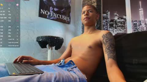 _erick_j online show from May 19, 8:37 pm