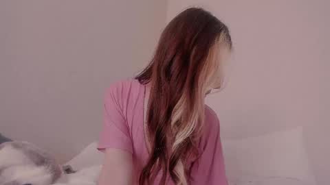 Eva online show from May 17, 9:06 am