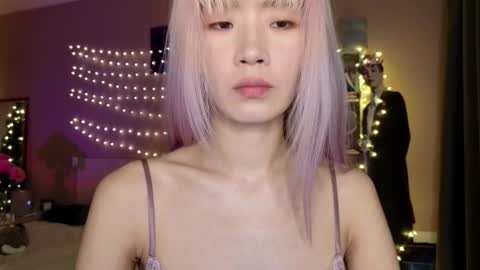 Snapshot of _eve____ chatting on February 7, 3:32 am EveEva online show from February 7, 3:32 am