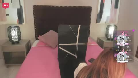 bigboobs evelyn online show from February 20, 10:26 pm