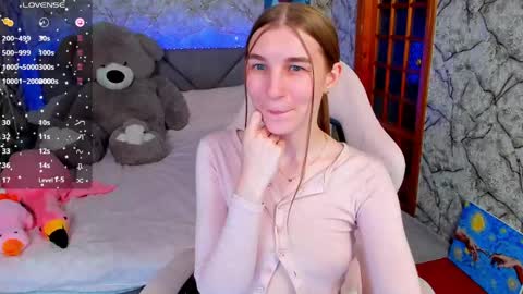 Kate online show from May 19, 9:32 pm