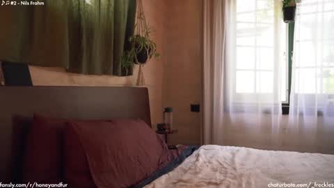 Jacqui  Queen goddess motorcycle mozzarella Jaq  next livestream see bio online show from February 3, 10:11 pm