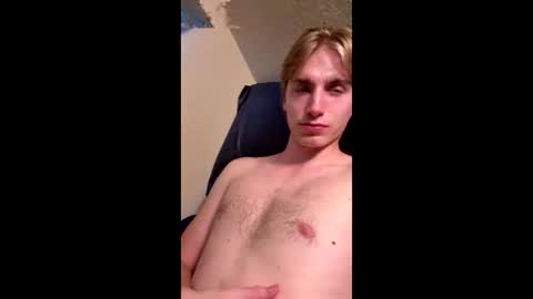 _frosty_69 online show from March 27, 2:17 pm