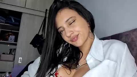 Gabby online show from December 5, 6:26 pm