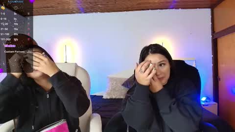  Juliana   Gaby   Kloe online show from February 20, 11:53 am