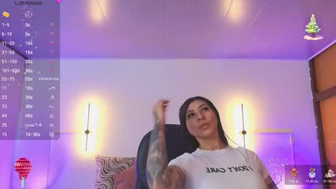  Juliana   Gaby   Kloe online show from November 28, 11:35 am