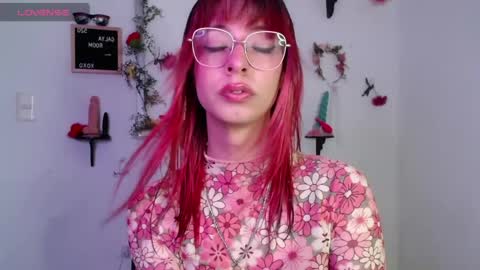 Snapshot of _galya_ chatting on April 13, 10:59 pm Galya online show from April 13, 10:59 pm