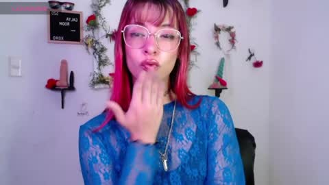 Snapshot of _galya_ chatting on April 20, 11:57 am Galya online show from April 20, 11:57 am