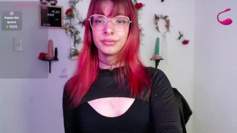 Snapshot of _galya_ chatting on April 24, 8:50 am Galya online show from April 24, 8:50 am