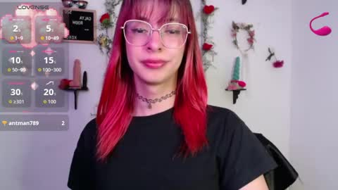 Snapshot of _galya_ chatting on May 1, 11:59 am Galya online show from May 1, 11:59 am