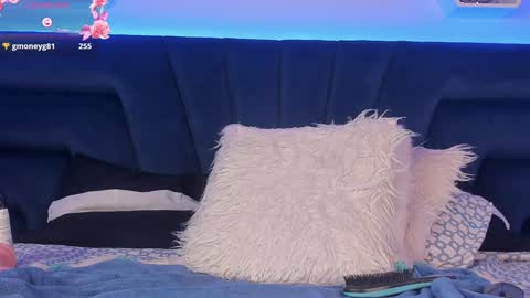 Snapshot of _giarose chatting on January 14, 9:09 pm Gia Rose online show from January 14, 9:09 pm