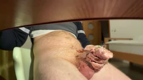 Snapshot of _ginger_boy chatting on November 17, 3:40 pm Ginger boy online show from November 17, 3:40 pm