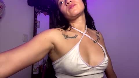 valeryindependent model online show from May 7, 8:25 pm