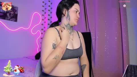 LEEP  online show from December 23, 4:32 am