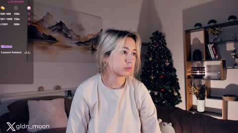 Rina online show from December 28, 7:33 pm