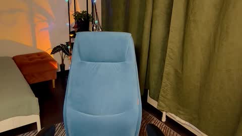 _goldilocks__ online show from October 6, 5:54 pm