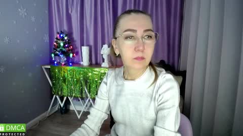 _greybunny_ online show from January 4, 9:10 am