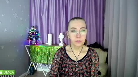 _greybunny_ online show from January 13, 9:30 am