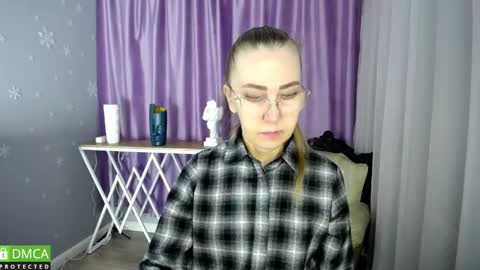 _greybunny_ online show from January 26, 9:08 am