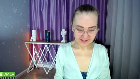 _greybunny_ online show from January 29, 7:57 am