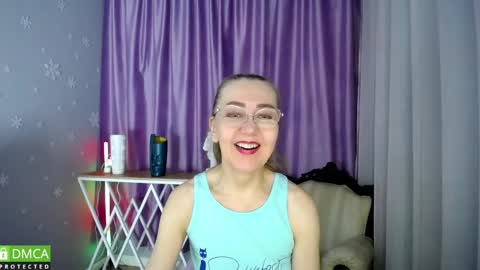 _greybunny_ online show from February 21, 12:50 pm