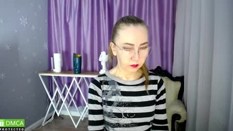 _greybunny_ online show from February 22, 12:08 pm