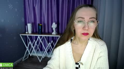 _greybunny_ online show from March 5, 9:27 am