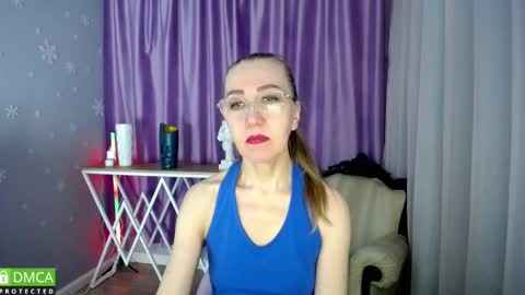 _greybunny_ online show from March 6, 11:36 am