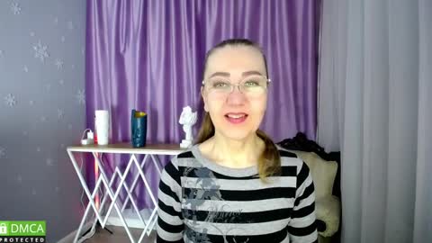 _greybunny_ online show from March 10, 7:10 am