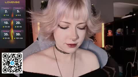 Snapshot of _gummybears_ chatting on February 28, 6:03 am Tori online show from February 28, 6:03 am