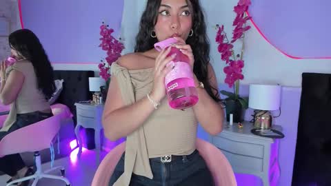 Hanna online show from September 26, 8:24 pm