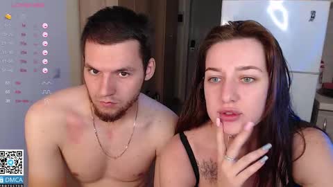 Snapshot of _halllseyyy_ chatting on September 27, 9:14 am Hi everybody my name is Halsey online show from September 27, 9:14 am