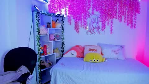 Snapshot of _hanna_sky chatting on March 24, 6:57 pm Hanna Botero online show from March 24, 6:57 pm