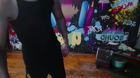 _happydayleon_ online show from September 13, 3:34 pm