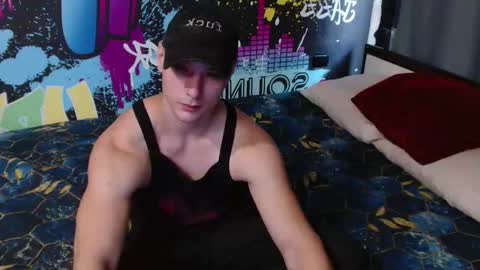 _happydayleon_ online show from September 15, 12:27 pm