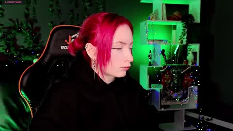 Snapshot of _helencarter chatting on December 25, 8:50 pm Helen Carter 3 Next stream 2330 MSC online show from December 25, 8:50 pm