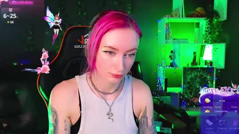 Snapshot of _helencarter chatting on January 28, 8:47 pm Helen Carter 3 Next stream 2330 MSC online show from January 28, 8:47 pm