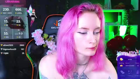 Snapshot of _helencarter chatting on February 17, 2:53 am Helen Carter 3 Next stream 2330 MSC online show from February 17, 2:53 am
