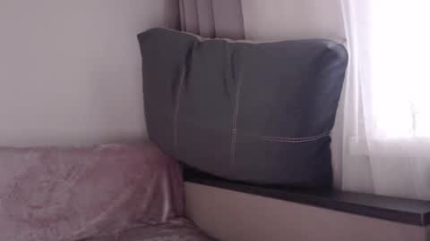 Criss4u online show from March 19, 6:17 am