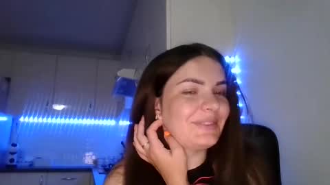 Snapshot of _hidden_frommymoom_ chatting on July 4, 8:15 pm Criss4u online show from July 4, 8:15 pm