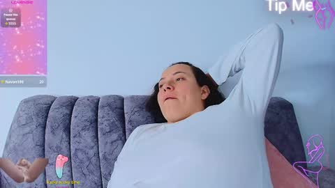 Snapshot of _honey1_ chatting on October 18, 3:46 pm Honey online show from October 18, 3:46 pm