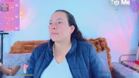 Snapshot of _honey1_ chatting on November 11, 12:38 pm Honey online show from November 11, 12:38 pm